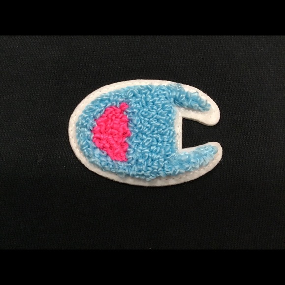 Champion Heritage cropped tee, C logo - Picture 2 of 8